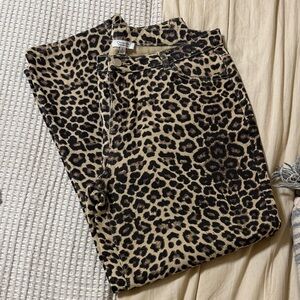 Leopard Print Mom fit Jeans - Black and Tan
